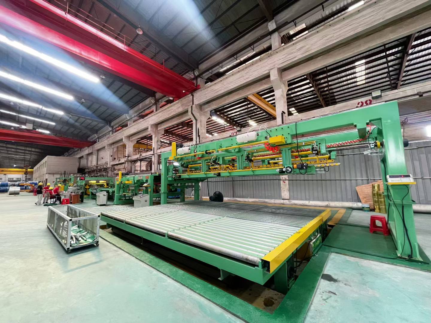 飞剪机组生产线